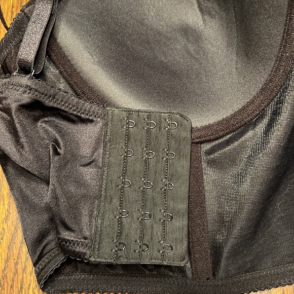 Bebe Black Top with Sequence Size L - Picture 3 of 4